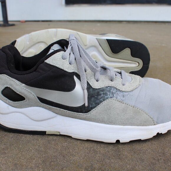 Nike Shoes Women's 8.5 LD Runner Running Wolf Grey 882267 003 - Picture 6 of 7